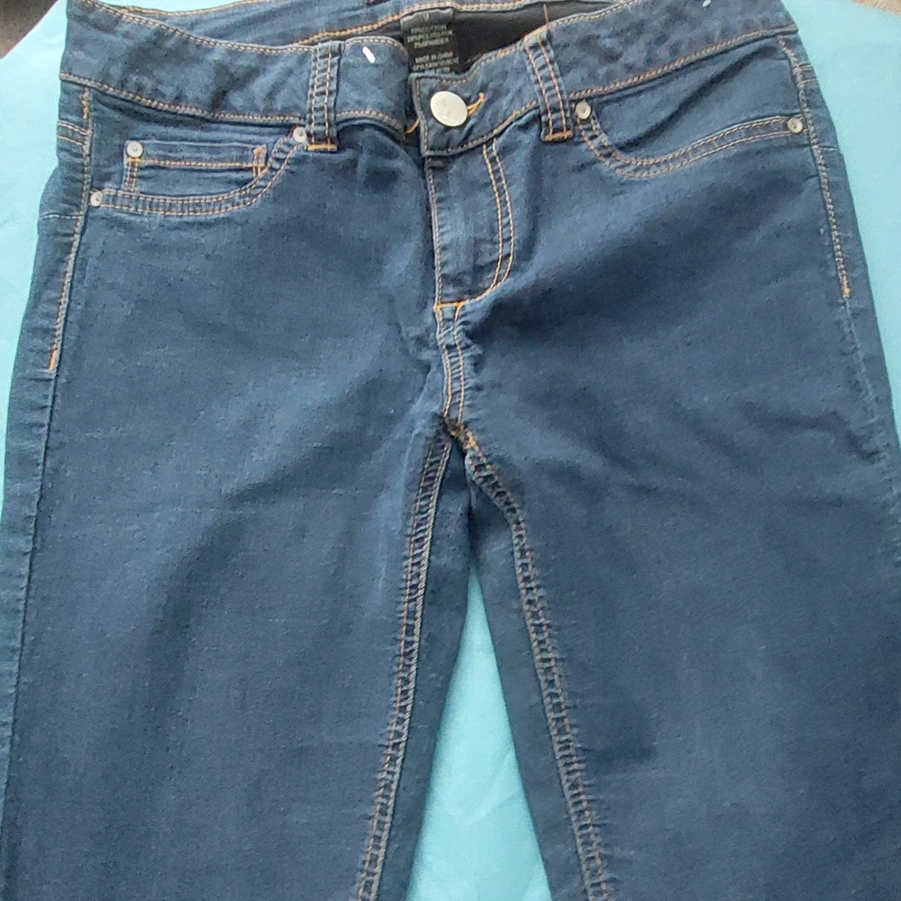 GENERRA SIZE 9 SKINNY JEANS BLUE WITH GOLD THREADING